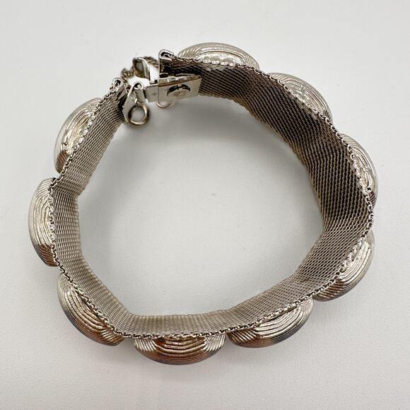 1950s Hobe Bracelet | 3d Mesh Silver Tone Panel Link Etched Texture Signed MCM - Picture 11 of 13